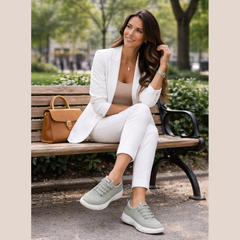 GLIMSOLE™ - ΔΙΑΠΝΕΟΝΤΑ ΓΥΝΑΙΚΕΙΑ ΜΟΚΑΣΙΝΙΑ ΜΕ ΛΑΜΠΕΡΕΣ ΛΕΠΤΟΜΕΡΕΙΕΣ